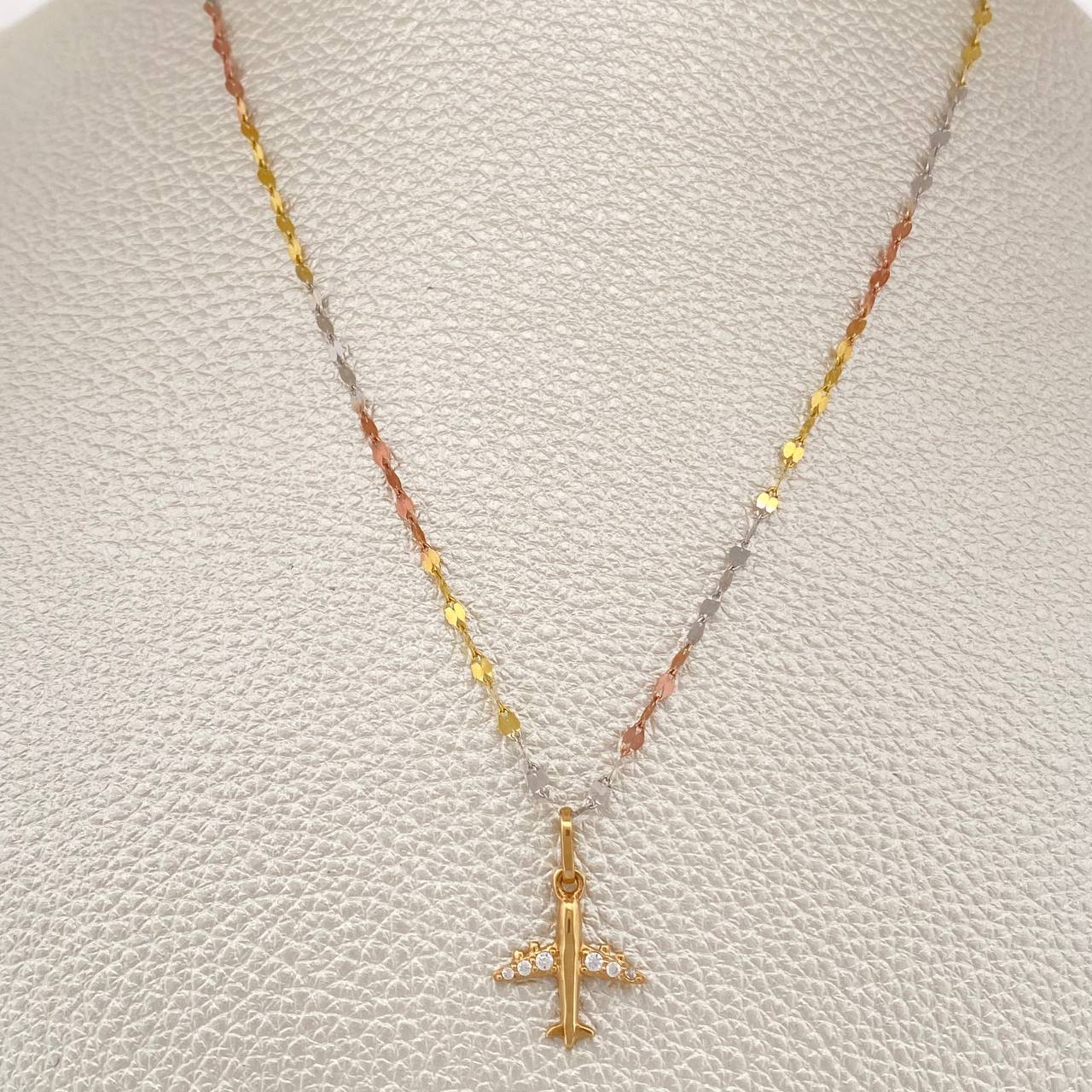 Set Cadena y Dije Flor Espejo + Avion 2gr / 17 3/4 in / Tres Oros 18K &