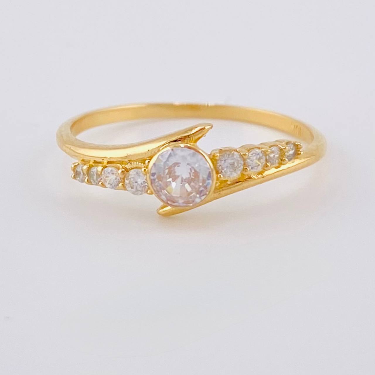 Solitaire Ring Coastal Wave Channel 1.55 g / T6 1/2 18K Yellow Gold
