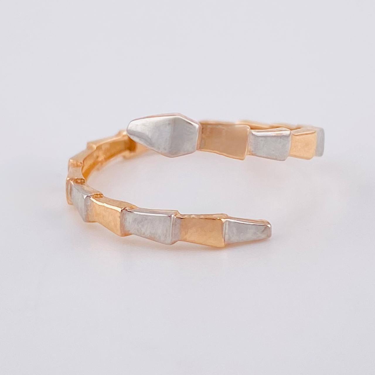 Geometric Snake Embrace Ring 1.65 g / T8 Two-Tone White and Rose Gold 18K