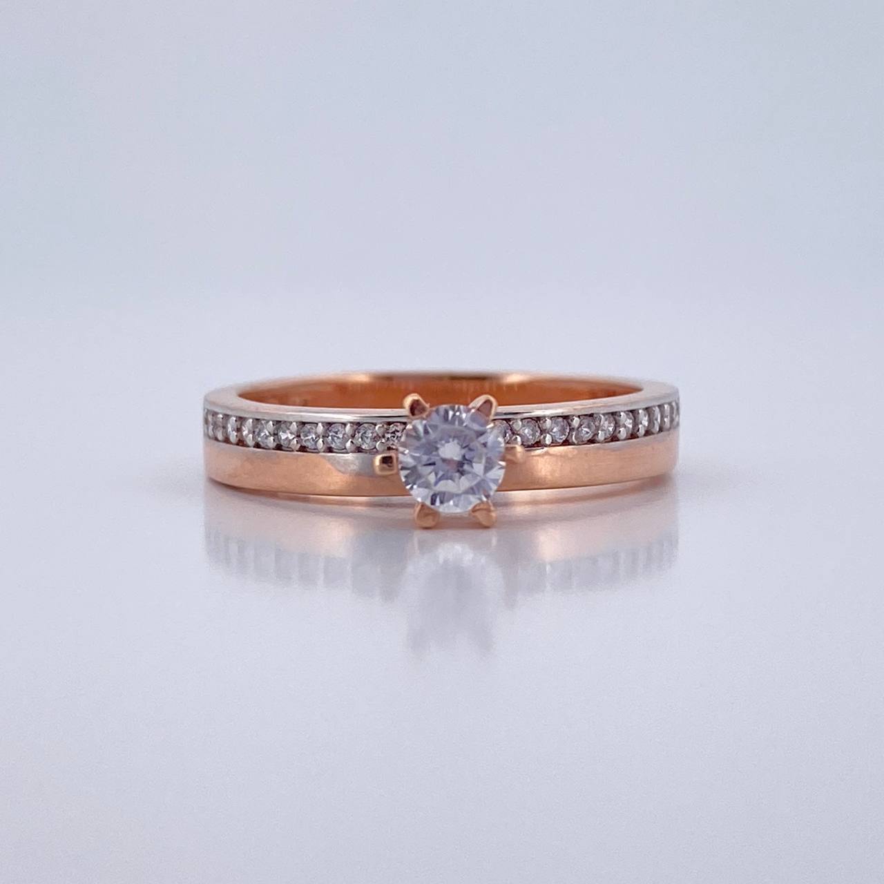 Solitaire Ring Line 2.8gr / Size 6 3/4 / 18K Gold $