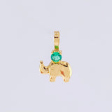Pendant Elephant Emerald 6pts 0.3g / 1/2 in 18K Yellow Gold