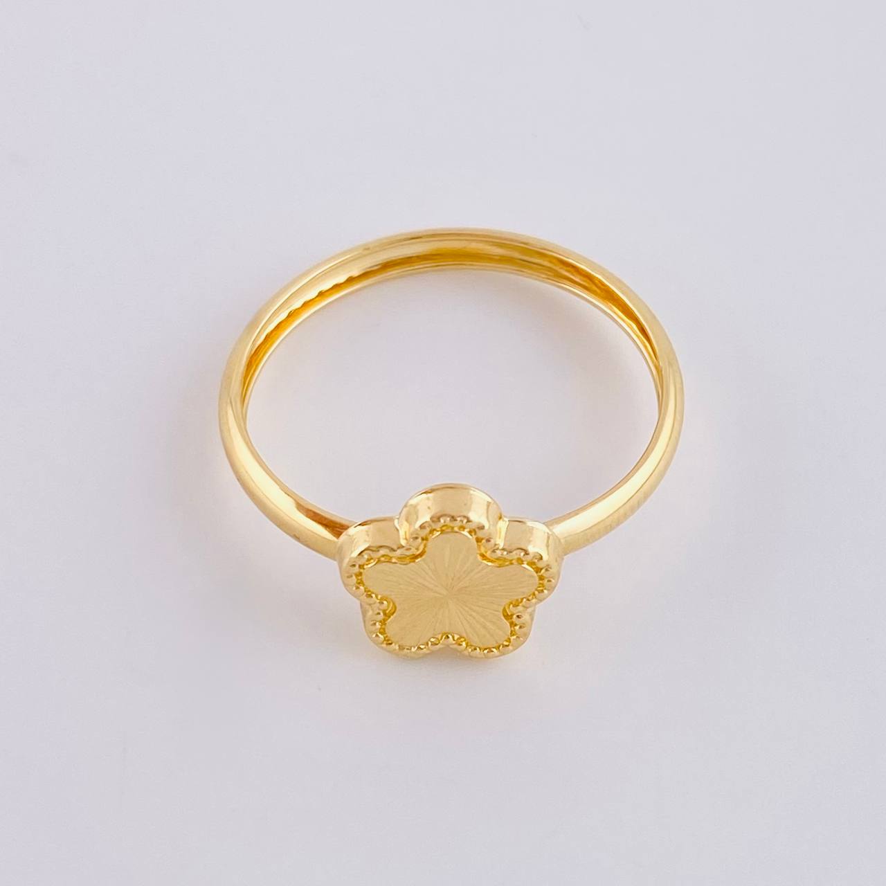 Diamond Cut Flower Ring 1.05g / T7 1/4 Yellow Gold 18K