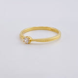 Solitaire Ring 2.05g / Size 7 3/4 Yellow Gold 18K