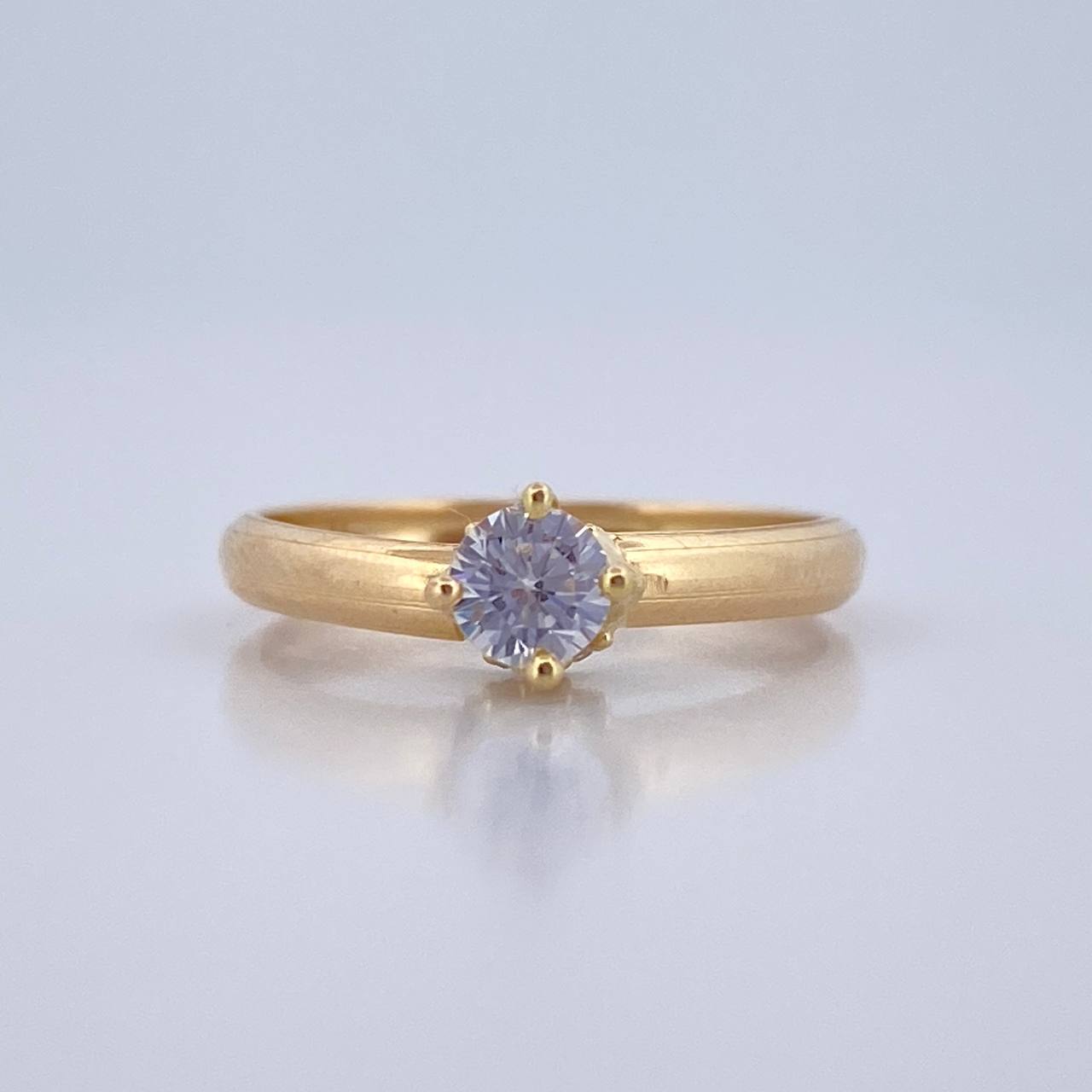 Classic Solitaire Ring Base 1.1gr / Size 3 3/4 / 18K Gold $