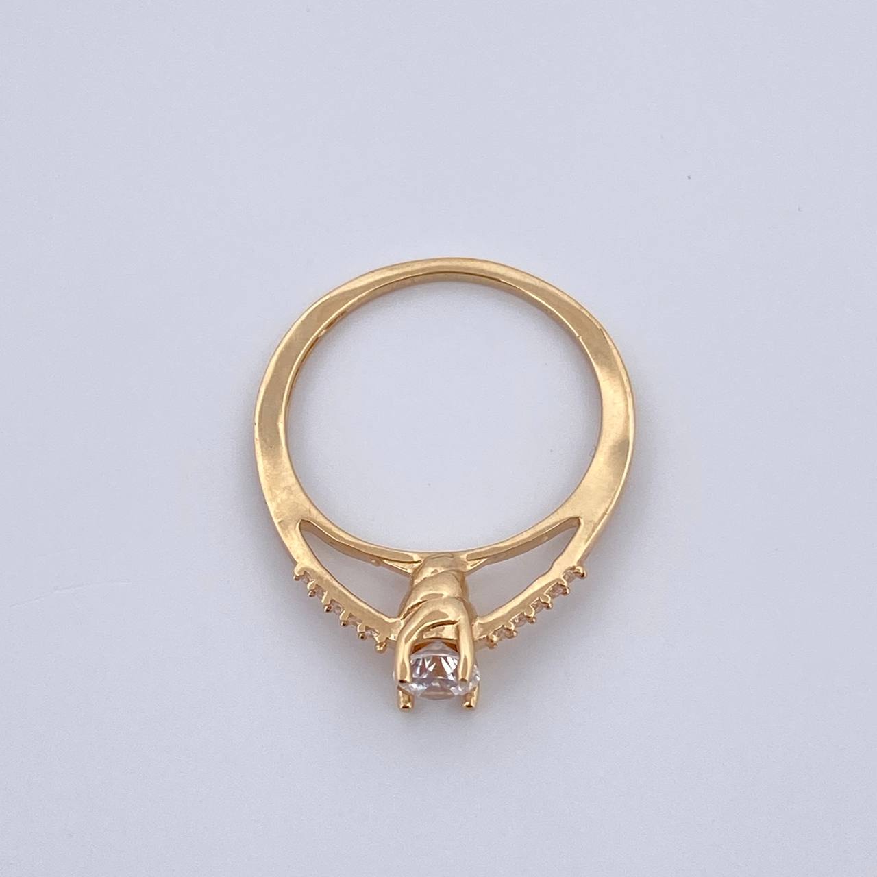 Anillo Solitario Entorchado 2.25gr / T6 1/2 / Oro 18K $