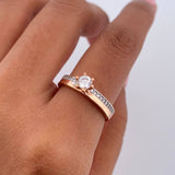 Solitaire Ring Line 2.8gr / Size 6 3/4 / 18K Gold $