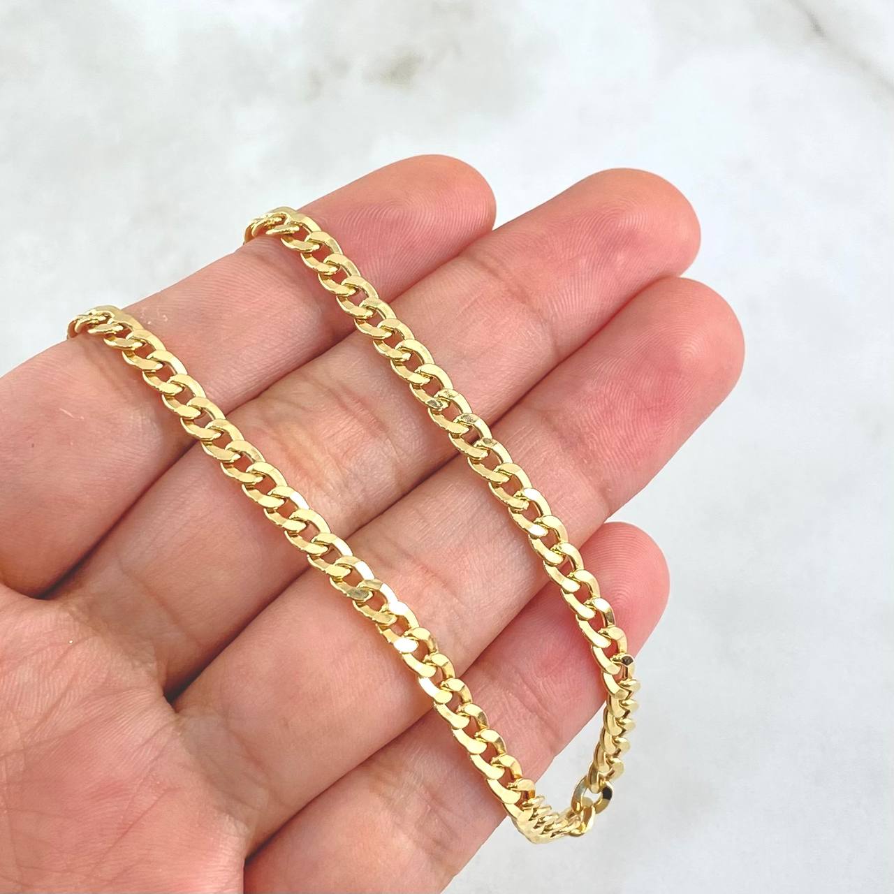 Cadena Cubana 8.9 g / 22 3/4 in / 3.8 mm Oro Amarillo 18K