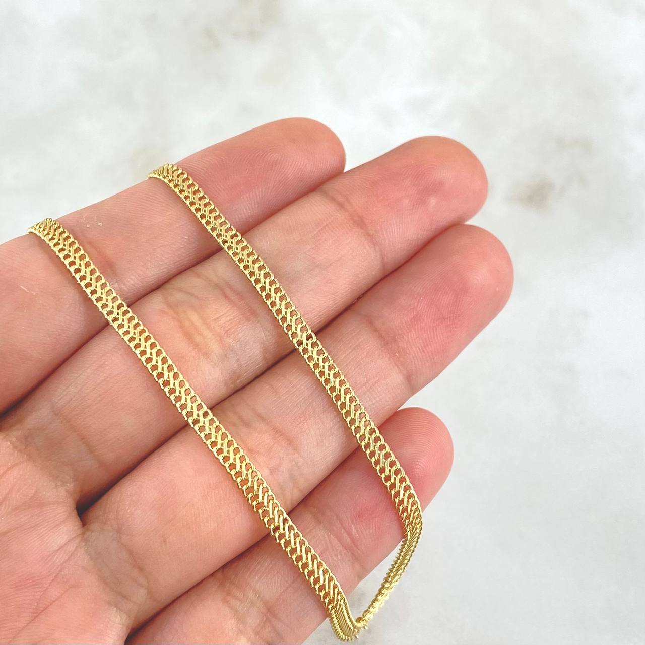 Cadena Sedusa 4.2gr / 17 3/4 in / 3.9mm Oro Amarillo +3 18K *