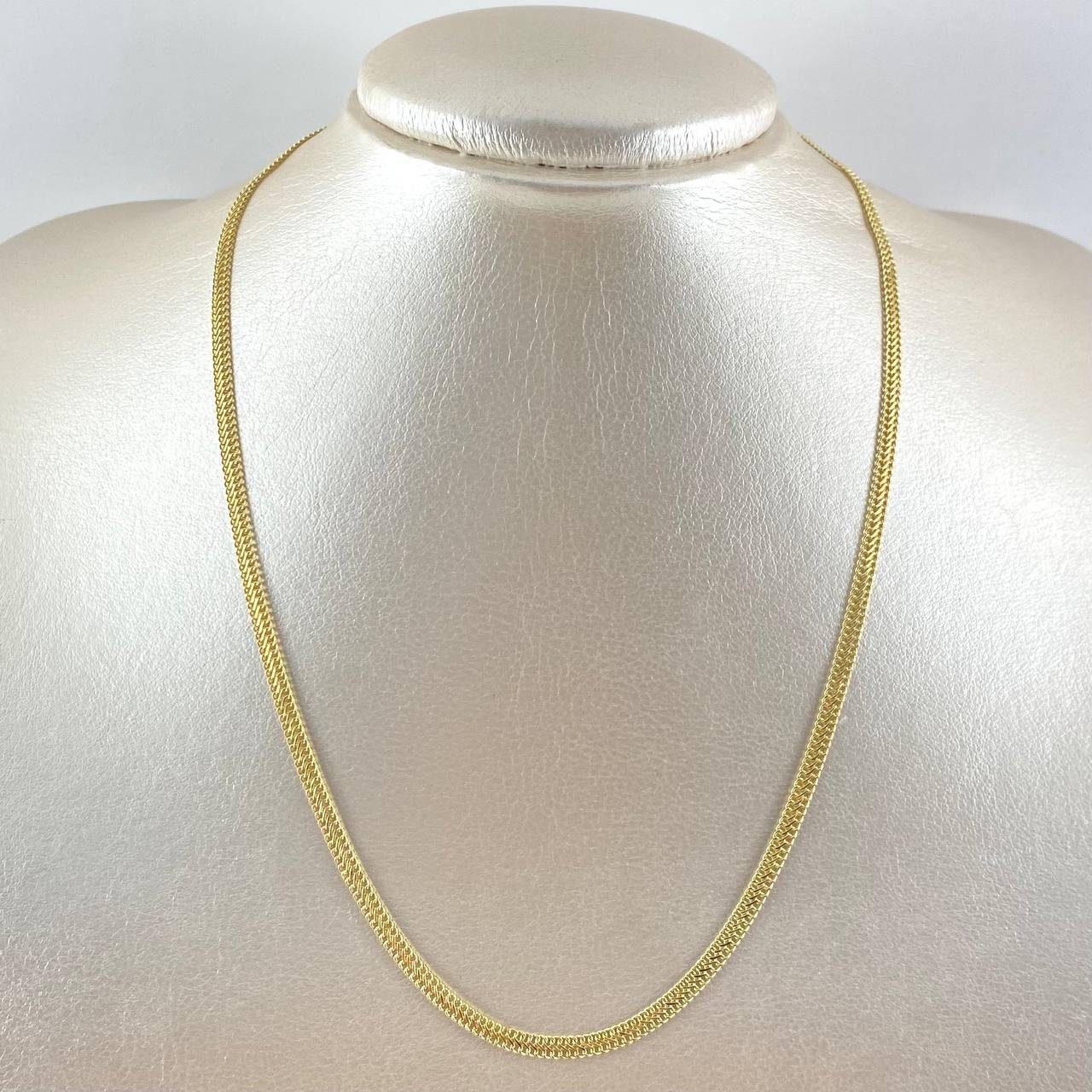 Cadena Sedusa 4.2gr / 17 3/4 in / 3.9mm Oro Amarillo +3 18K *