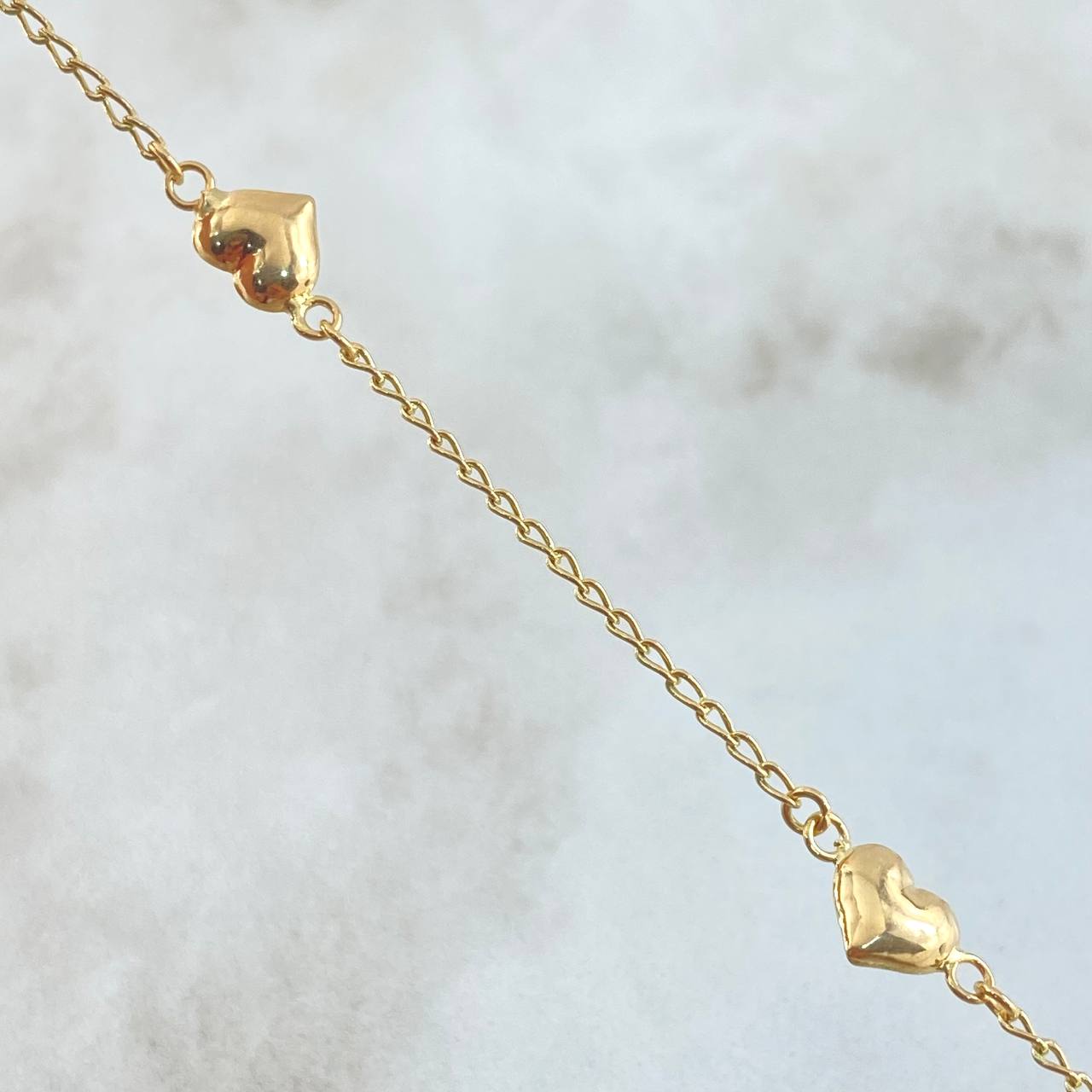 Ankle Bracelet Herringbone Hearts 2.85gr / Smooth Die-Cut 18K Yellow Gold *