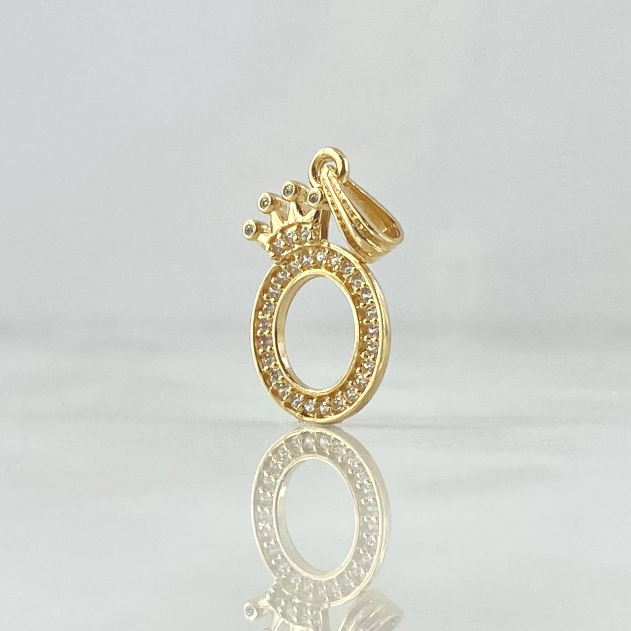 Pendant Letter O Crown 1.45gr / 2.4cm / White Zircons 18K Yellow Gold ©