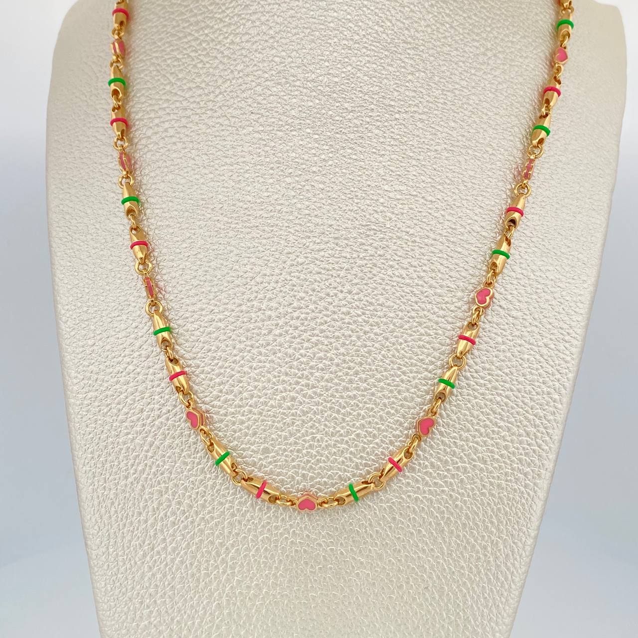 Cadena Rustica Corazones 27.2gr / 24 in / Oro Amarillo 18K $
