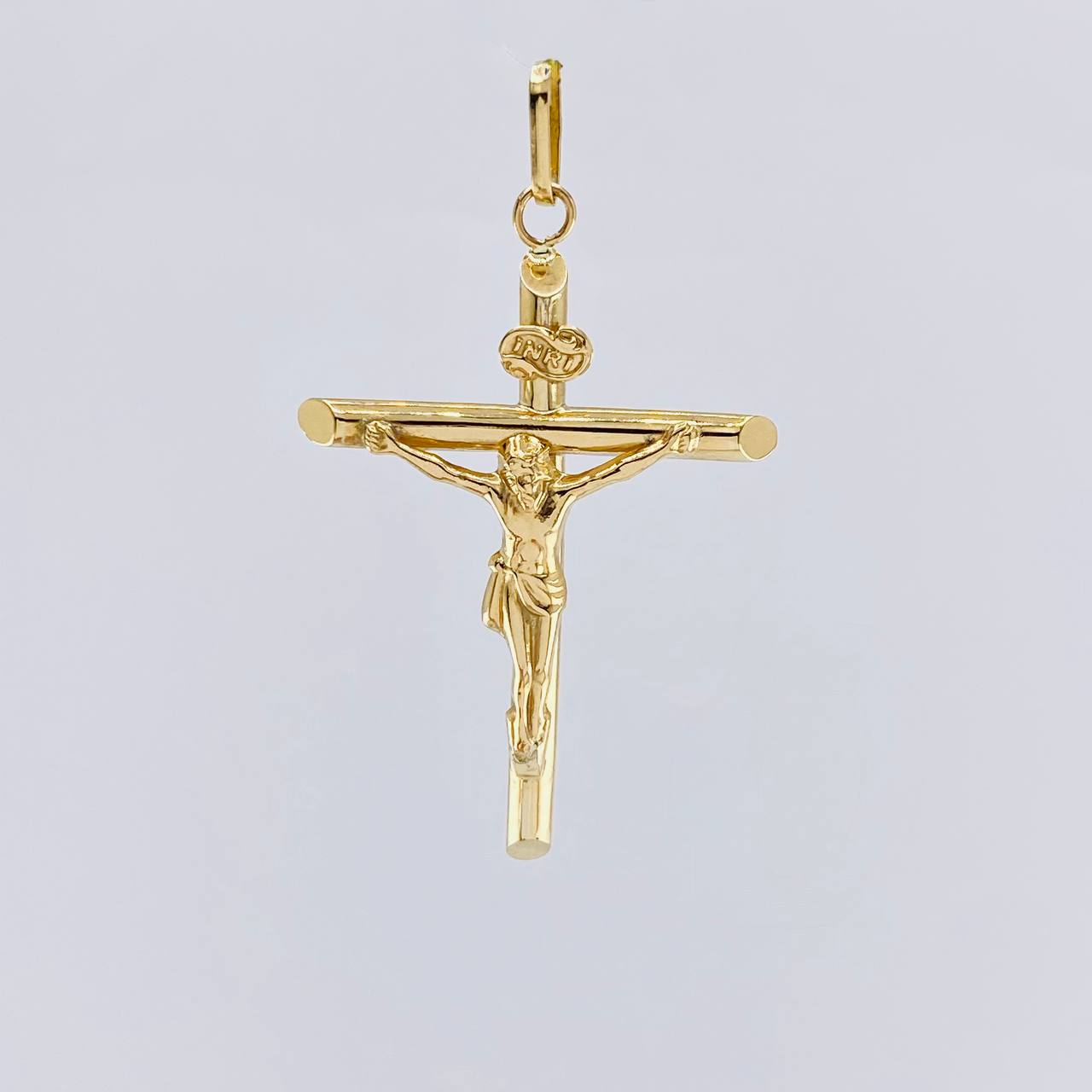 Pendant Flat-Tipped Cross 2.45g / 2 1/4 in 18K Yellow Gold