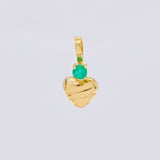 Pendant Striped Heart Emerald 6pts 0.3g / 1/2 in 18K Yellow Gold
