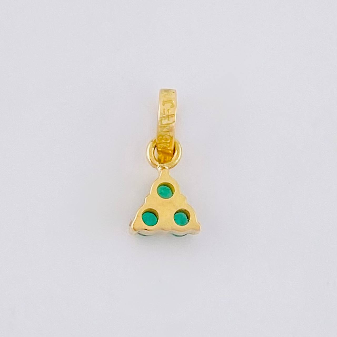 Pendant Triangle Emeralds 13pts 0.3g / 1/2 in Yellow Gold 18K