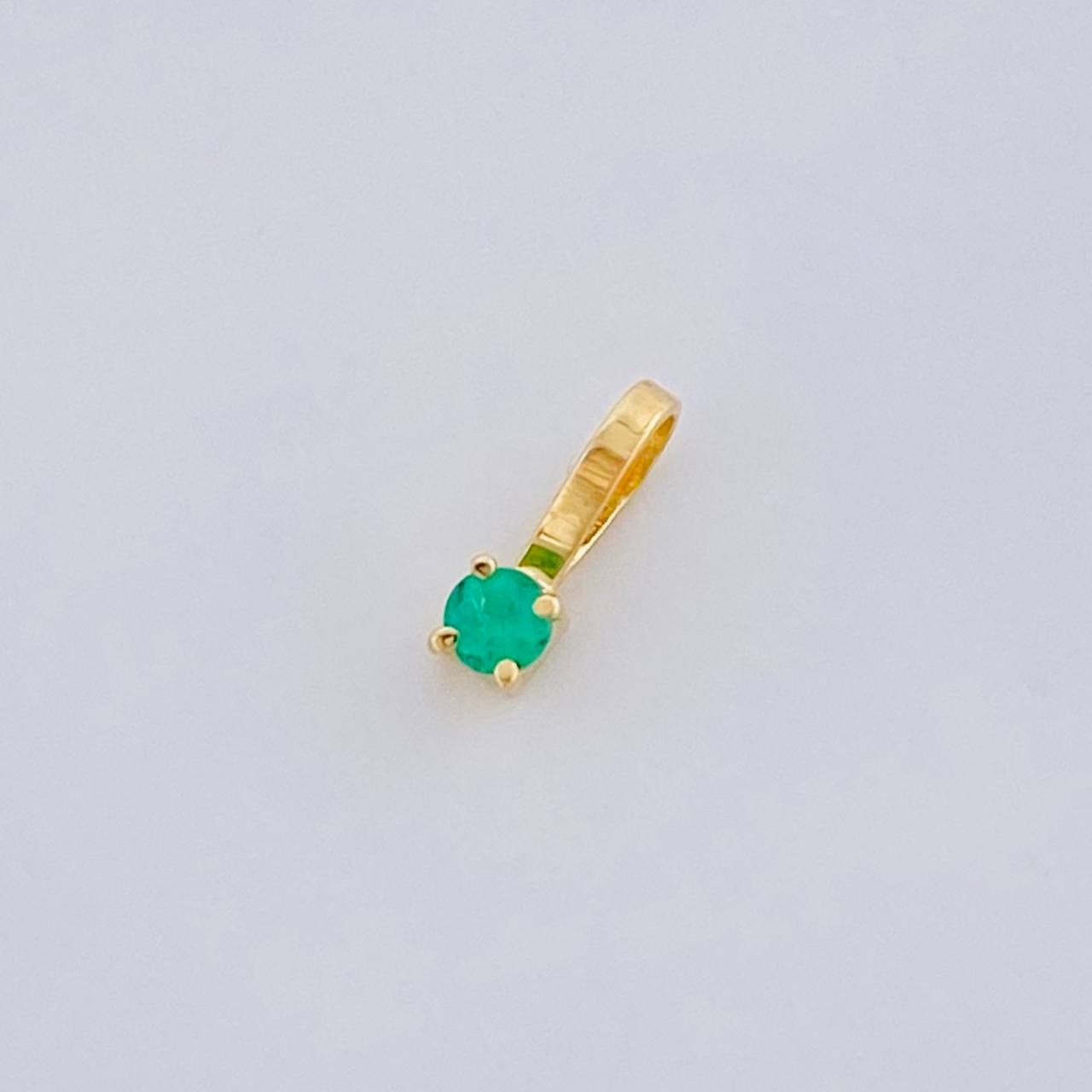 Pendant Circle Emerald 4pts 0.15g / 1/4 in Yellow Gold 18K
