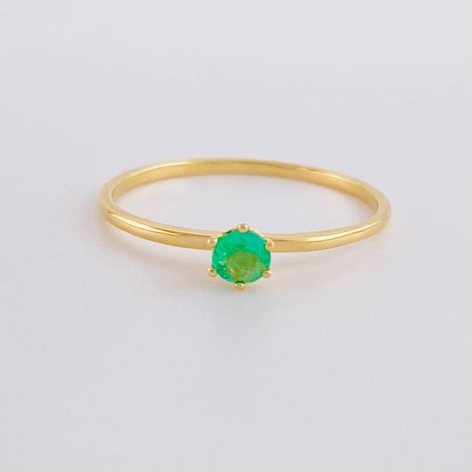 Anillo Solitario Seis Garras Esmeralda 10pts 0.85g / T5 1/4 Oro Amarillo 18K