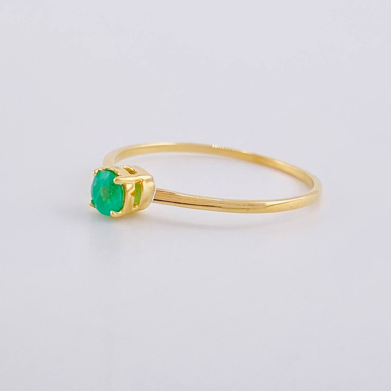 Solitaire Basket Emerald Ring 16pts 1.1g / T7 Yellow Gold 18K