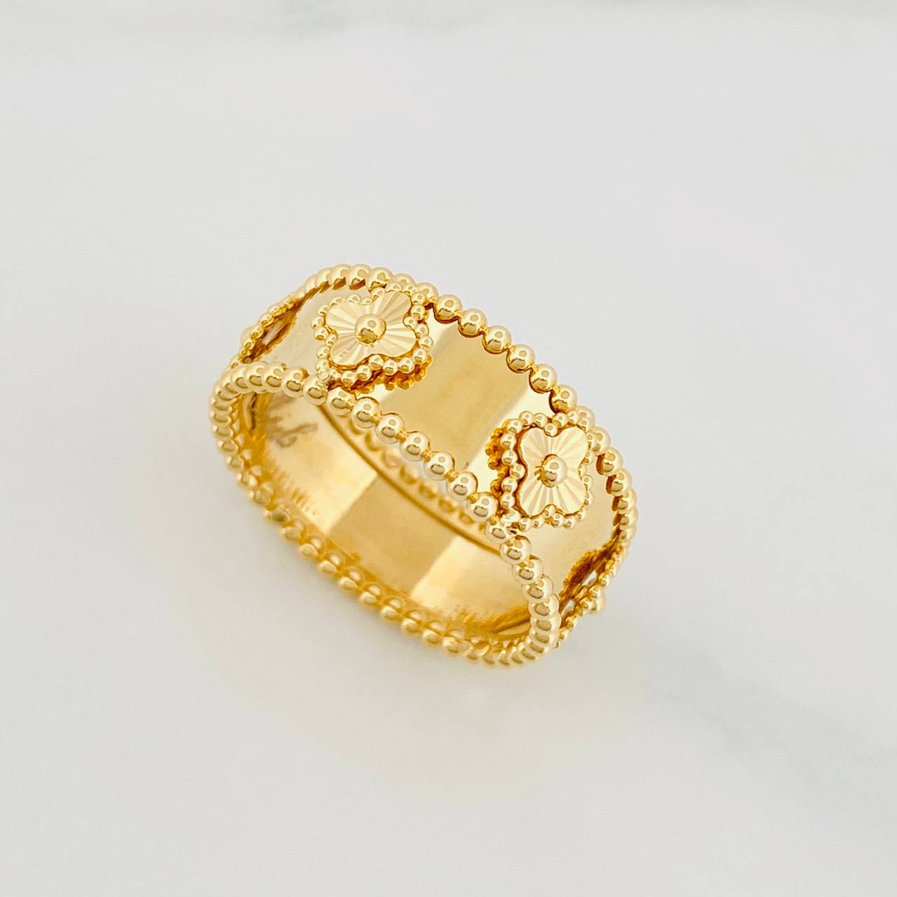 Clover Ring 3.45g / T6 1/4 Yellow Gold 18K