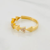 Triangle Ring 2.15g / T7 Yellow Gold 18K