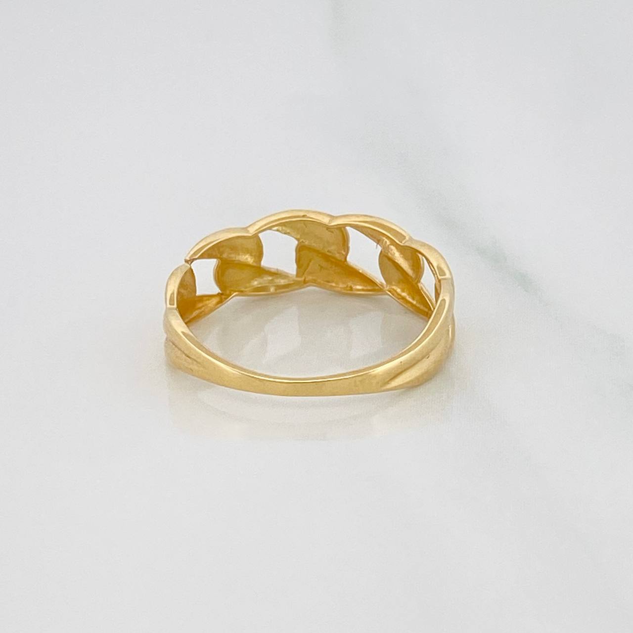 Anillo Eslabones Cubanos 1.55g / T6 1/2 Oro Amarillo 18K