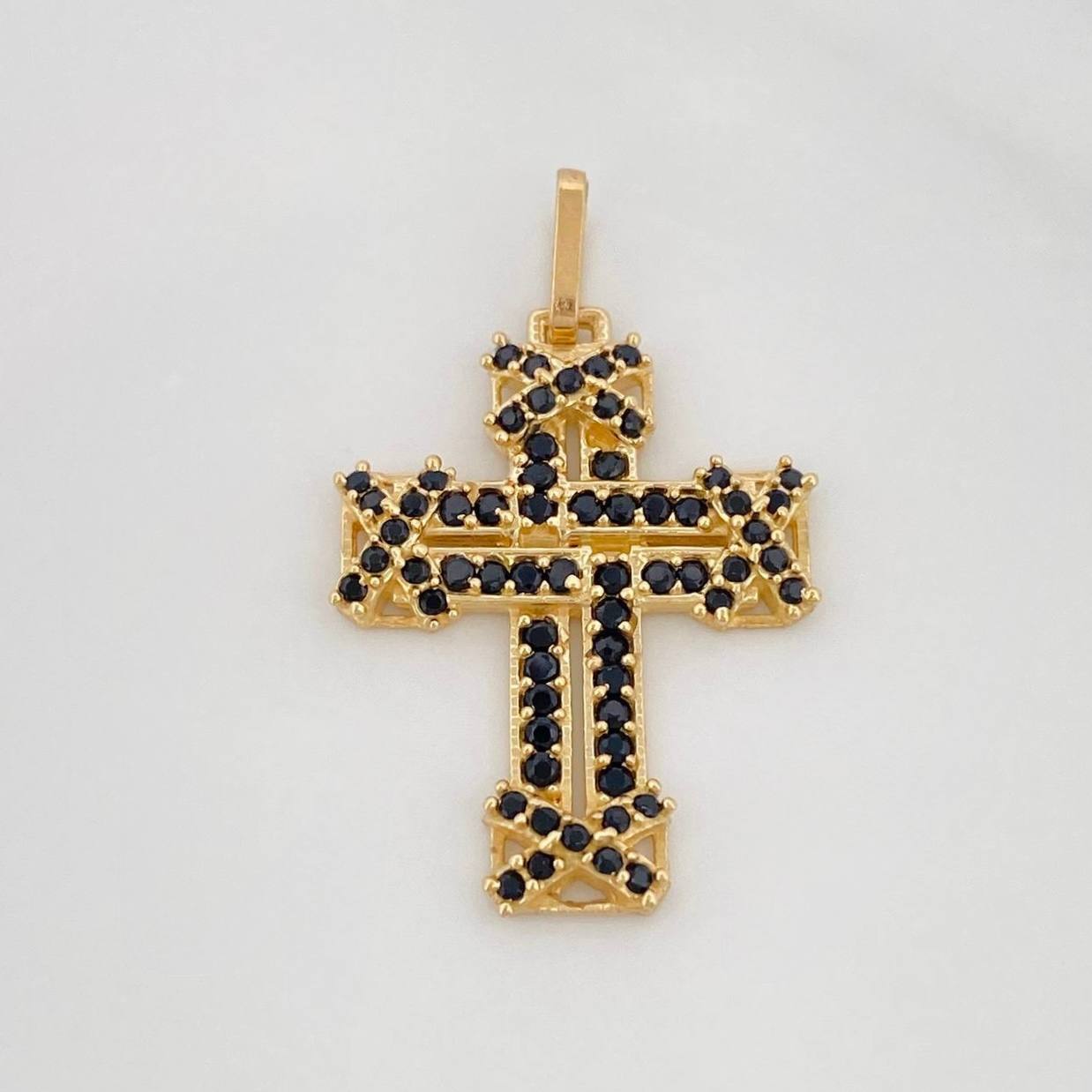 Pendant Imperial Cross 2.55g / 1 1/4 in 18K Yellow Gold