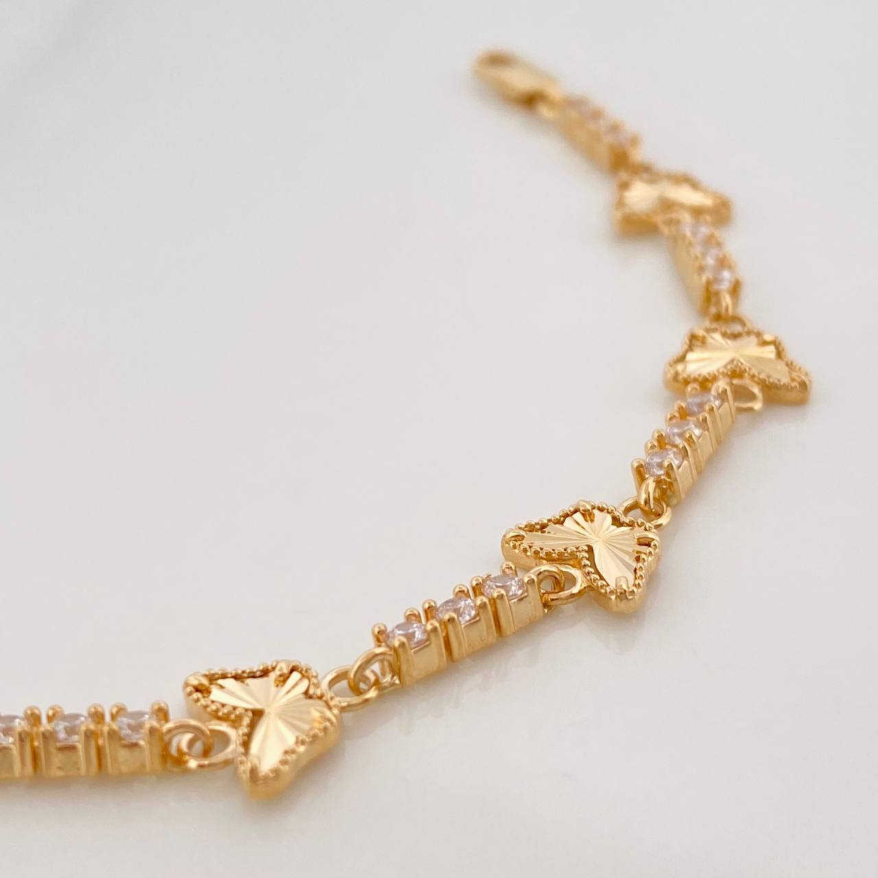 Pulso Tennis Mariposa 6.25g / 7 in / 2.7mm Oro Amarillo 18K