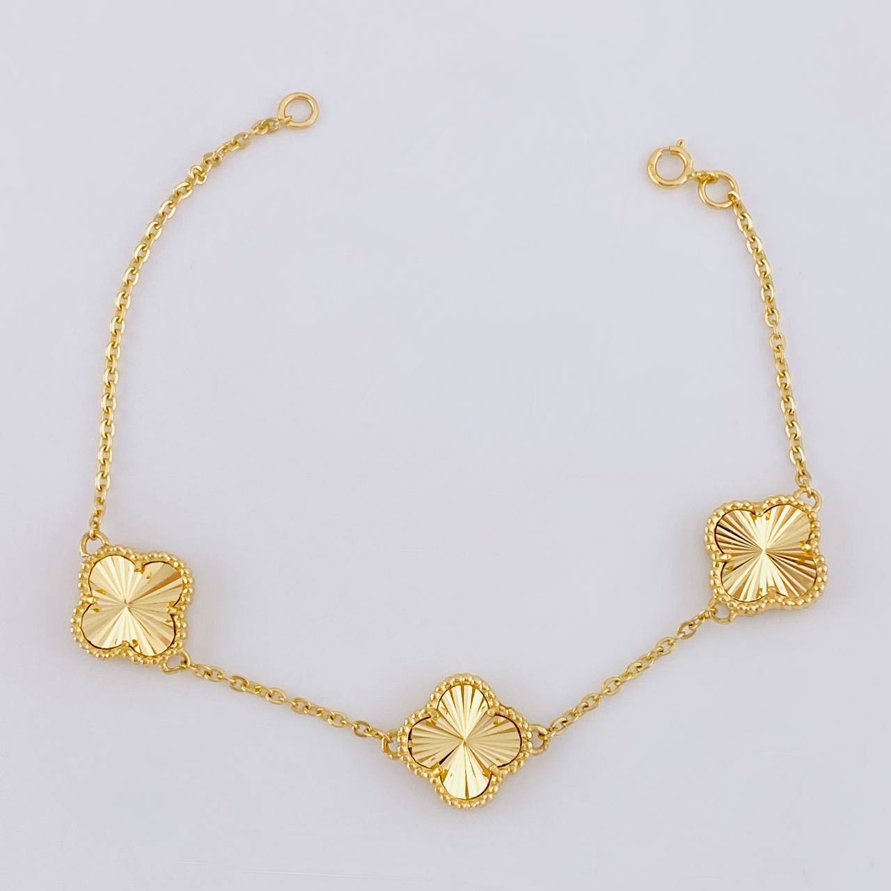 Classic Link Bracelet Clover Diamond Cut 5.95g / 7 3/4 in / 1.55mm Yellow Gold 18K