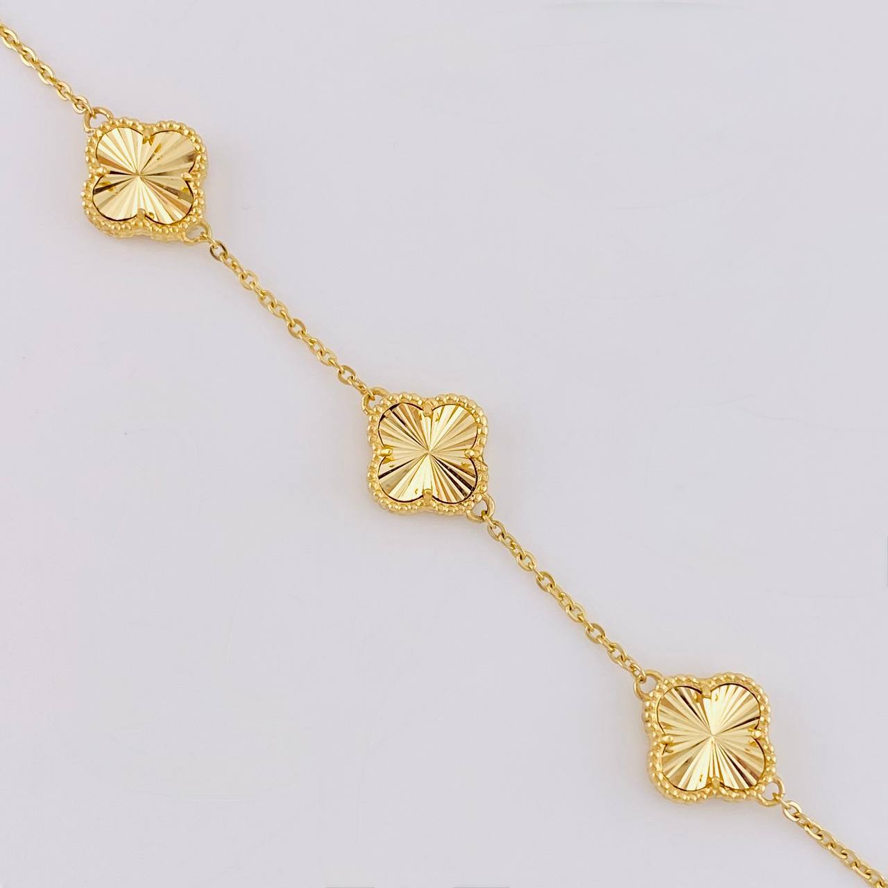 Classic Link Bracelet Clover Diamond Cut 5.95g / 7 3/4 in / 1.55mm Yellow Gold 18K