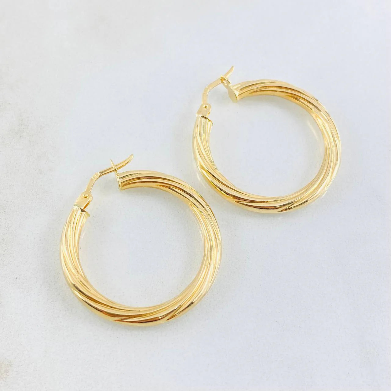 Candongas Mary 4.35 g / 1 1/4 in Oro Amarillo 18K