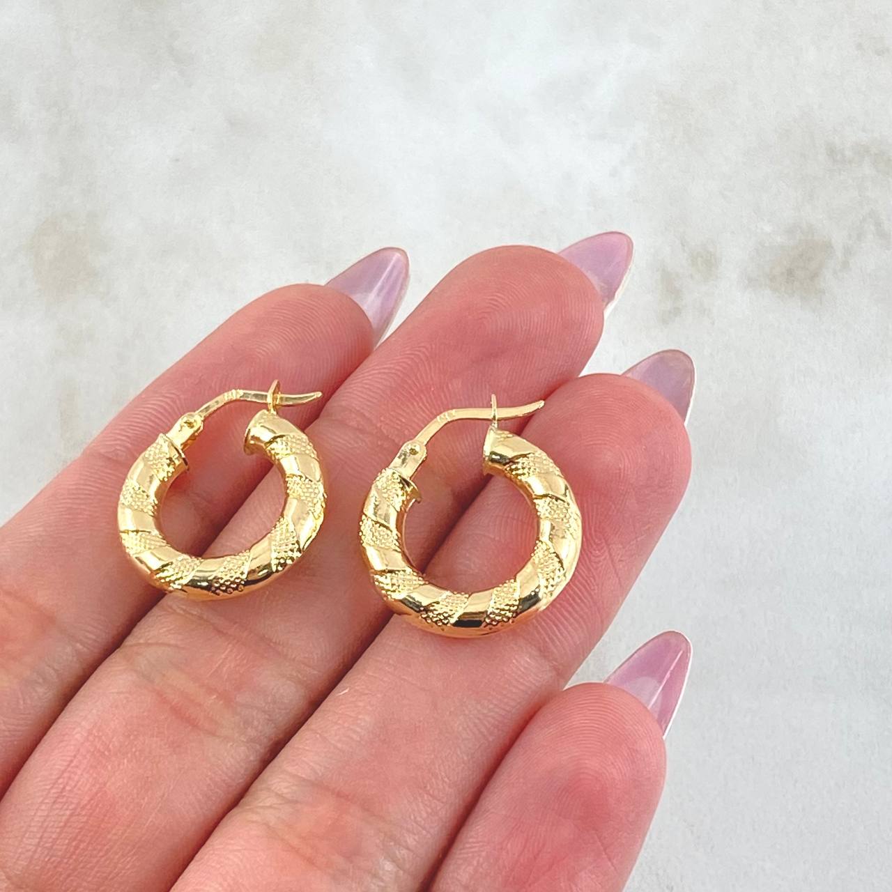Hoop Earrings Noel 2.15gr / 3/4 in / Yellow Gold 18K
