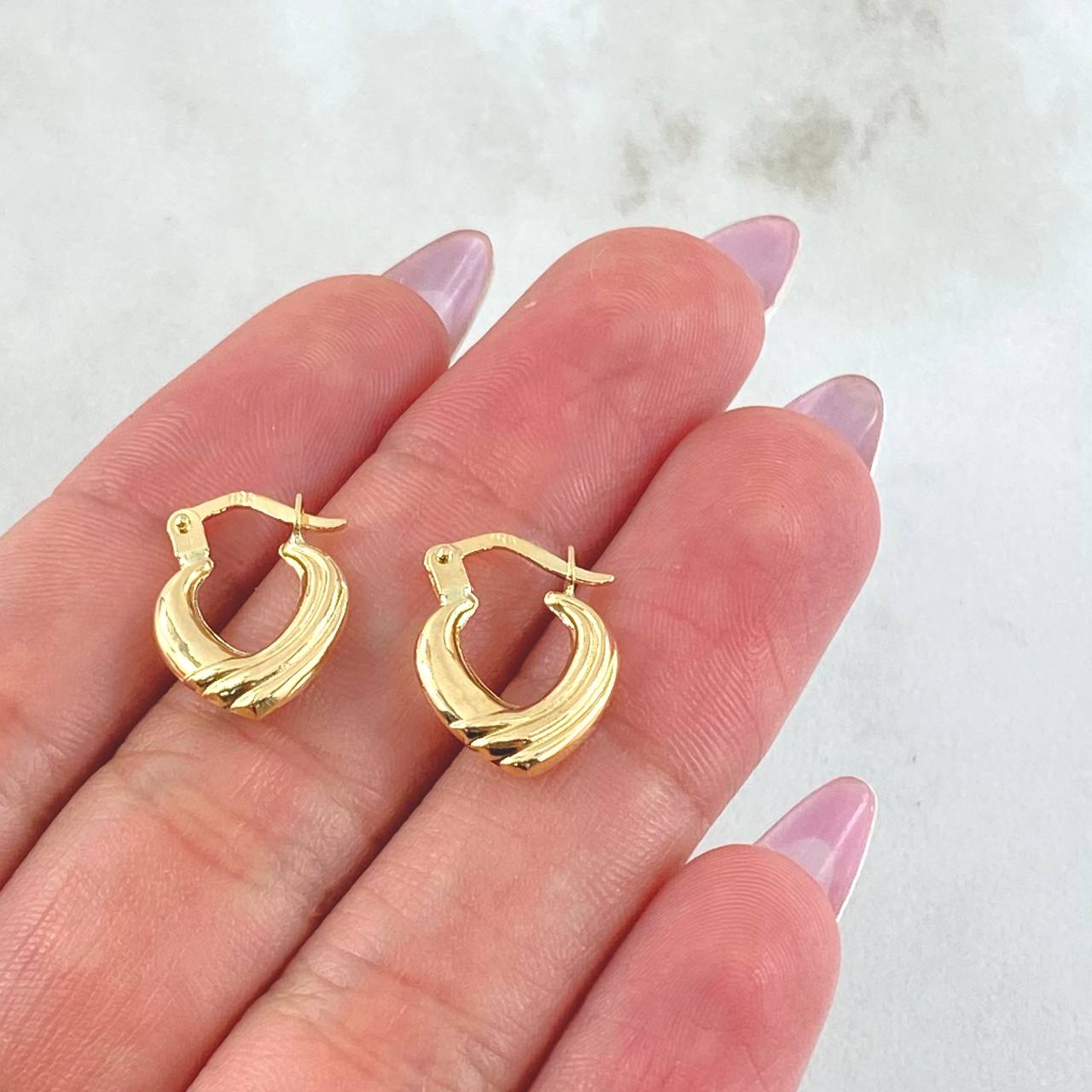 Candongas Corazon Rayado 1.1gr / 1/2 in / Oro Amarillo 18K *