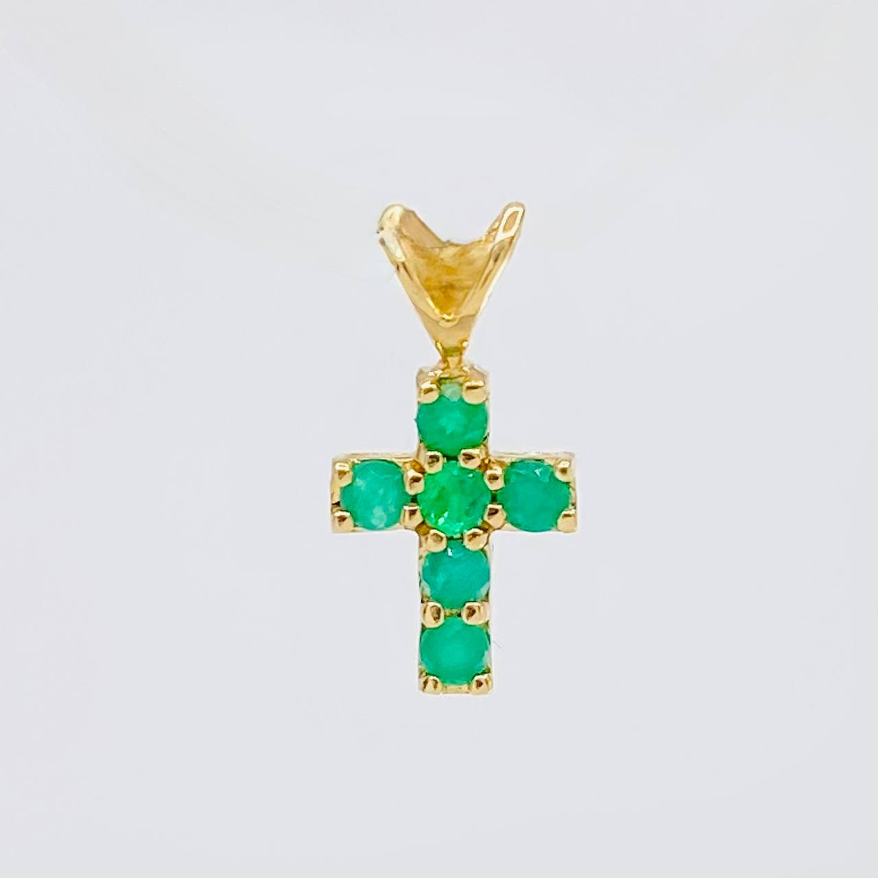Pendant Dense Cross Emeralds 18pts 0.45g / 1/2 in Yellow Gold 18K