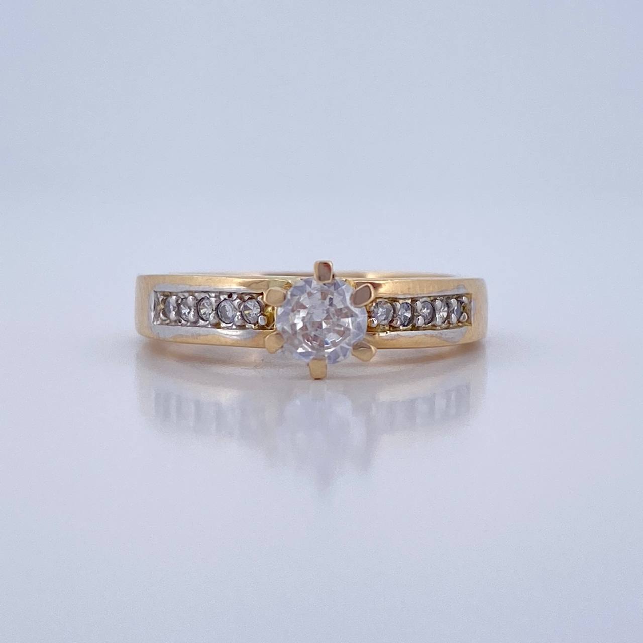 Solitaire Ring Churumbela 3.4gr / Size 6 / 18K Gold $