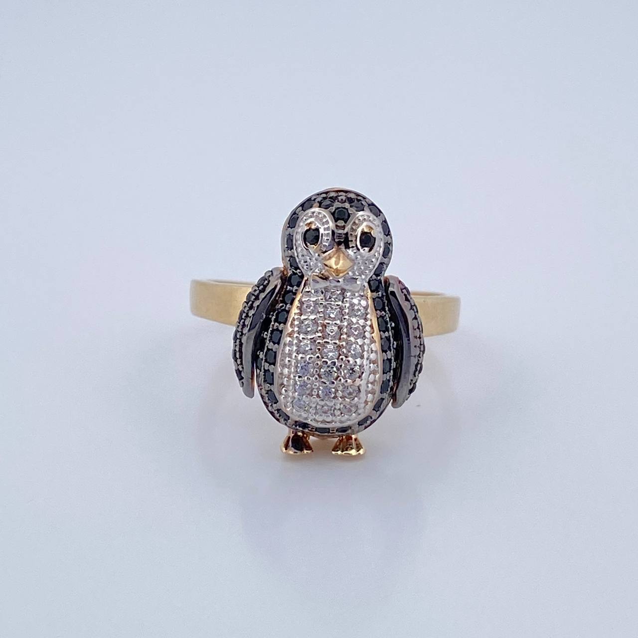Penguin Ring 4.2gr / Size 6 / 18K Gold $