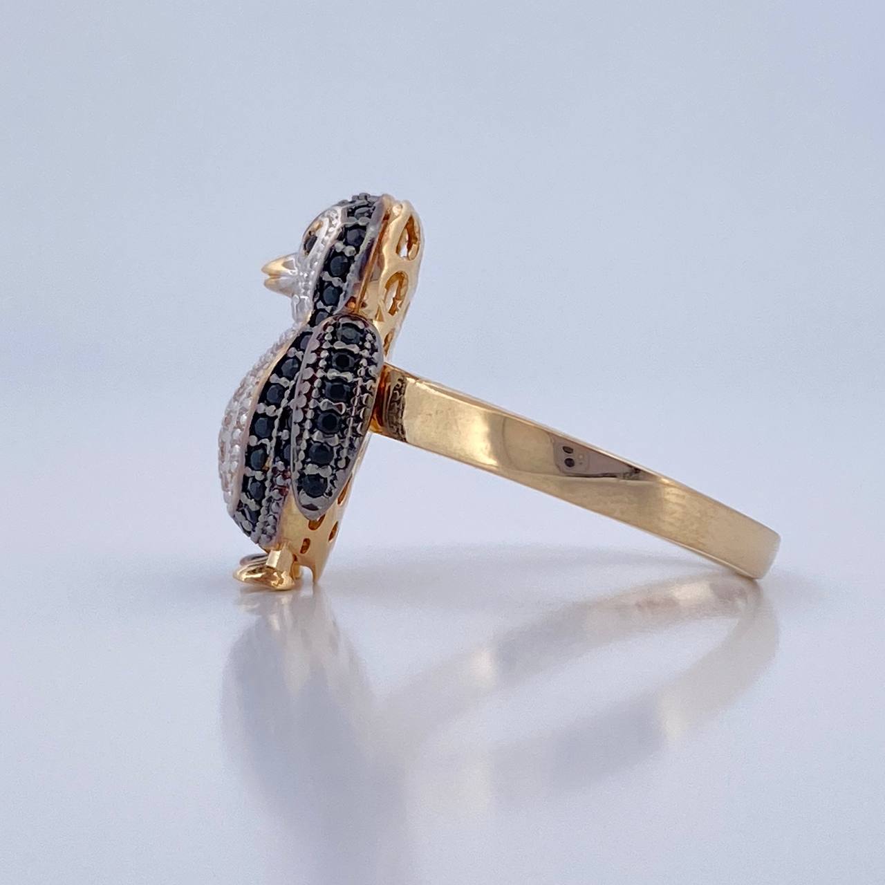 Penguin Ring 4.2gr / Size 6 / 18K Gold $