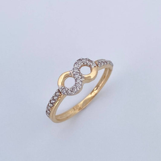 Infinity Ring 1.55gr / Size 6 / 18K Gold $