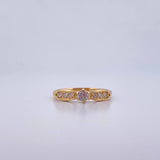 Solitaire Ring Petals 2.25gr / Size 6 1/2 / White Zircons 18K Yellow Gold &
