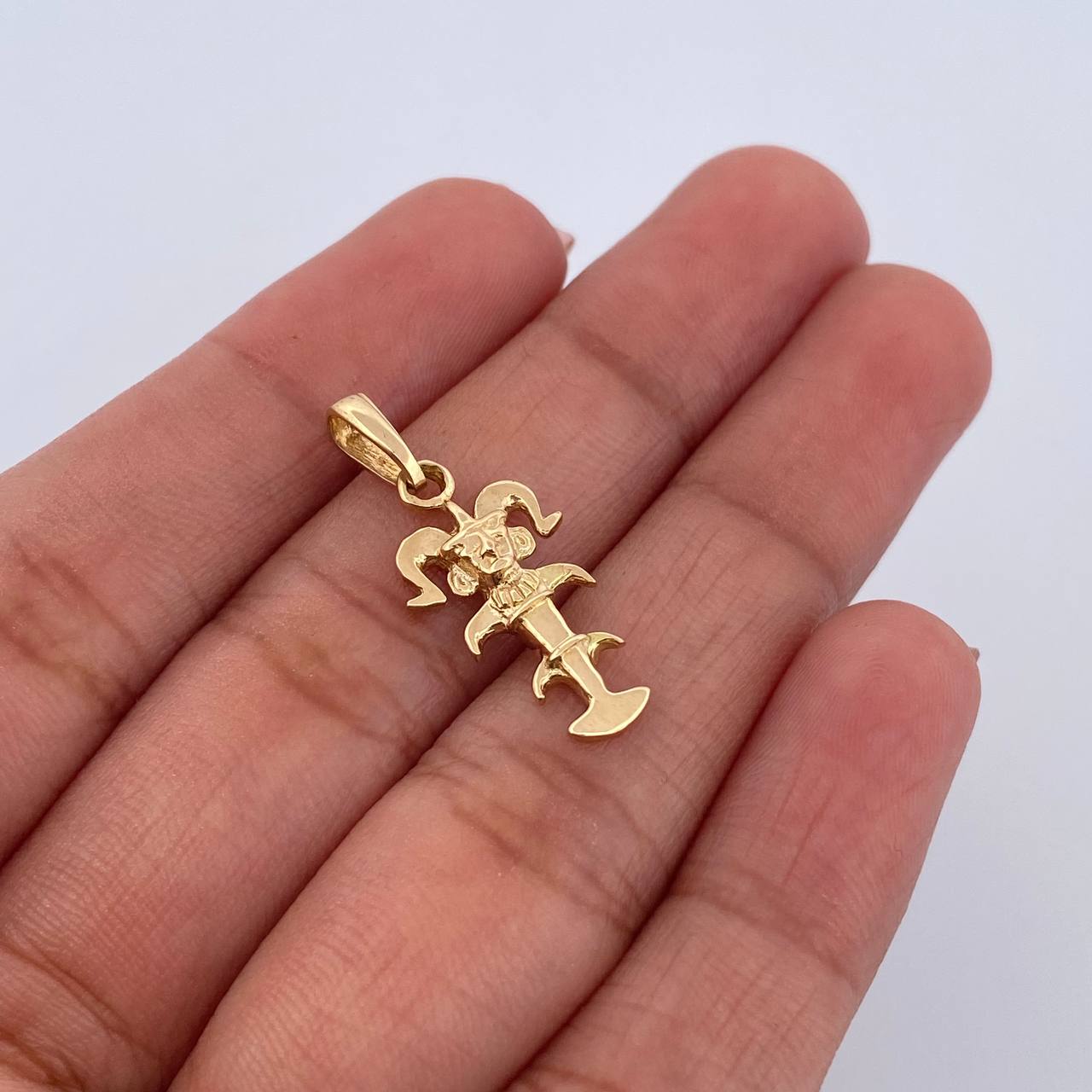Pendant Pre-Columbian 1.1gr / 2.2cm / 18K Yellow Gold &