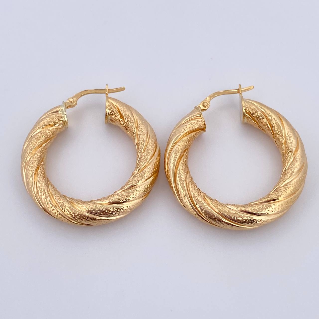 Hoop Earrings Anny 5.4gr / 3cm / Yellow Gold 18K Dotted &