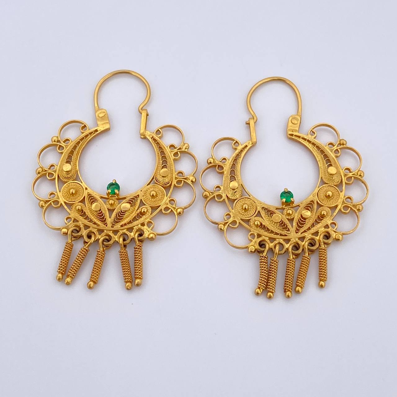 Candongas Reina 7.45gr / 4.2cm / Filigrana Circon Verde Oro Amarillo 18K &