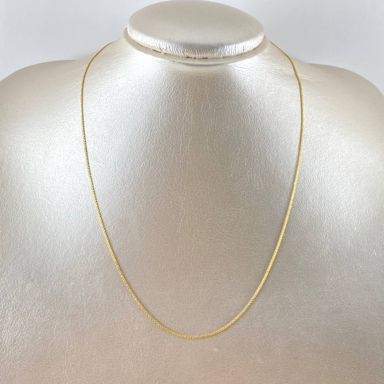 Cadena China 2.65gr / 19 3/4 in / 1.4mm Oro Amarillo +1 18K