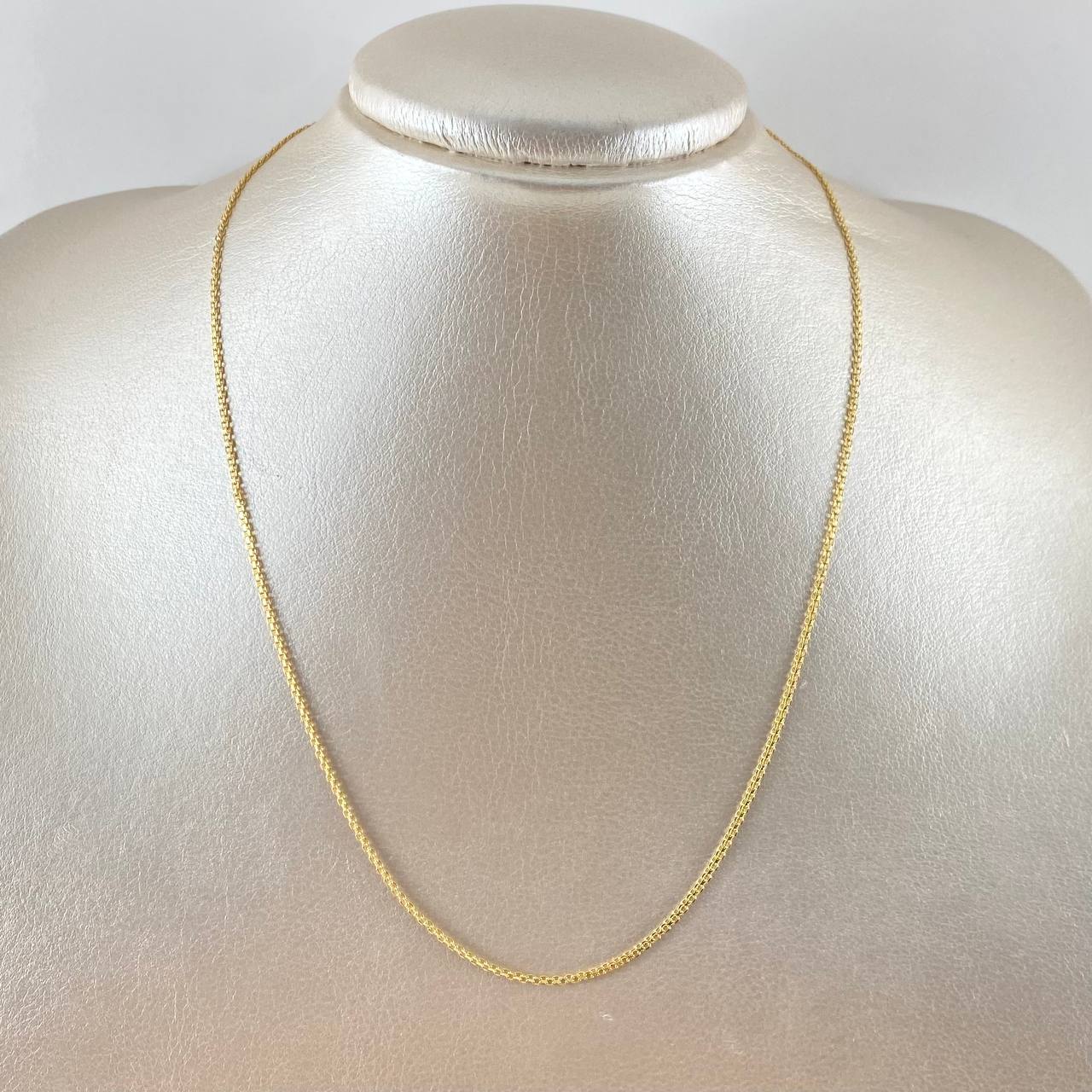 Cadena China 2.7gr / 19 3/4 in / 1.4mm Oro Amarillo +1 18K