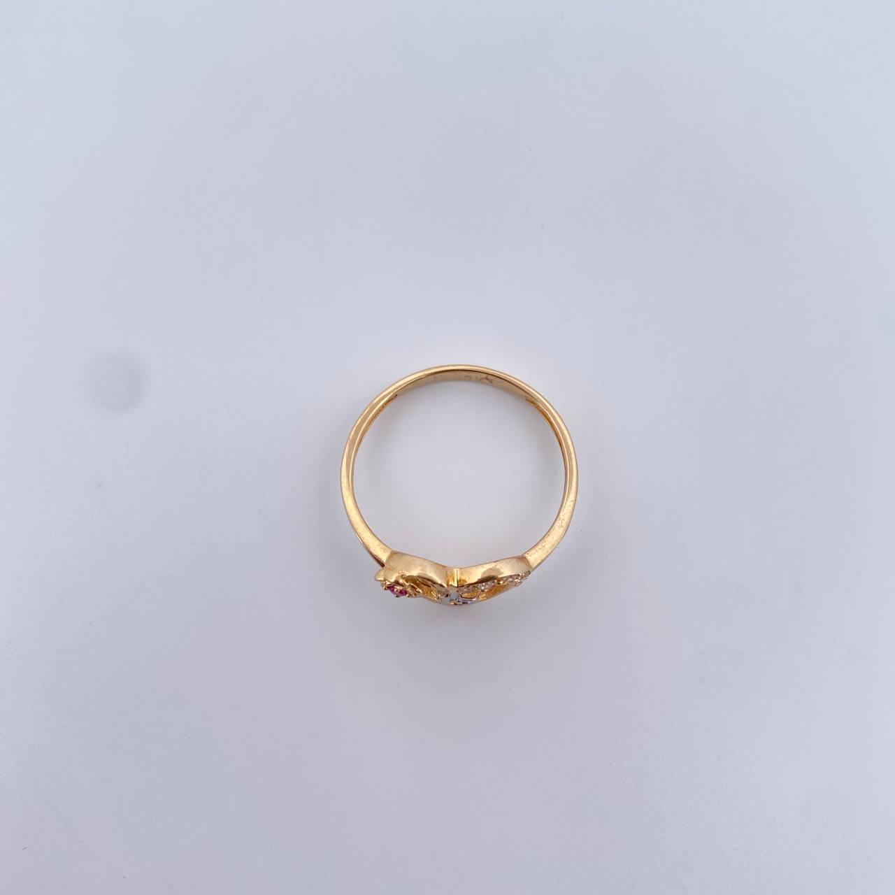Heart Flower Ring 15's 2.05gr / Size 6 1/2 / White and Fuchsia Zircons Two-tone 18K Yellow and White Gold $