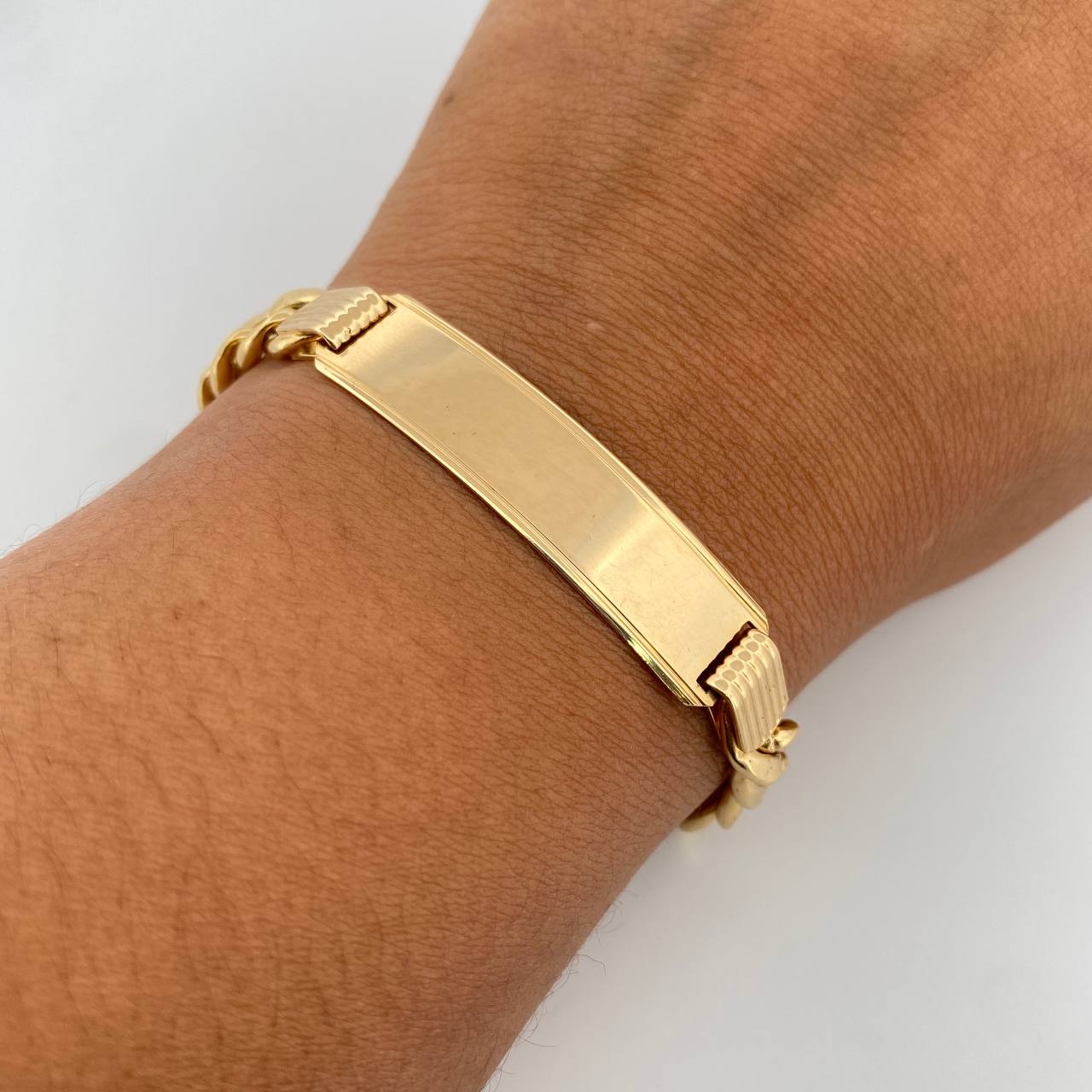 Pulso Cubano 17.5gr / 22cm / 7.5mm Placa Rectangular Lisa Oro Amarillo +0 18K $