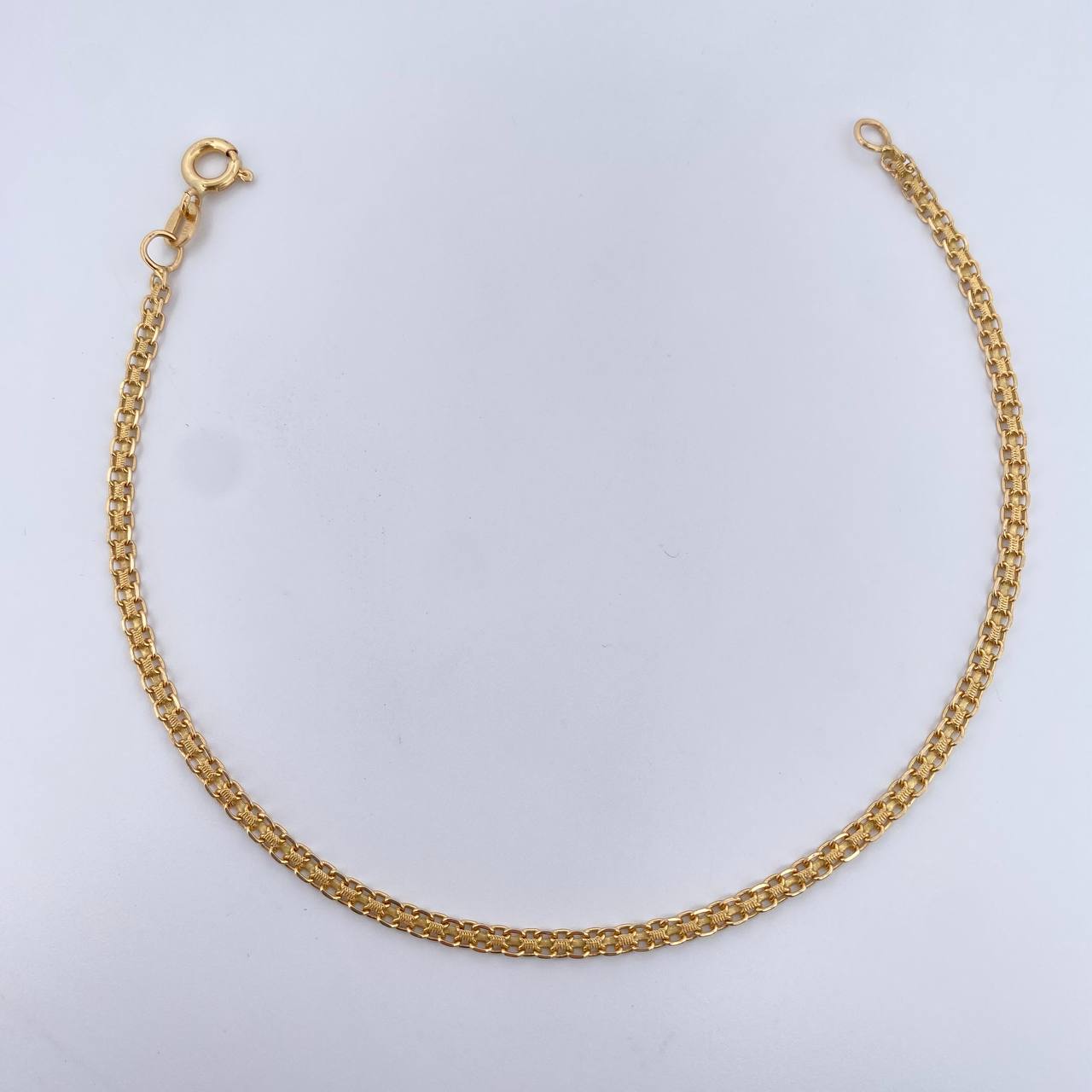 Bismark Bracelet 2.7gr / 20.9cm / 2.4mm Yellow Gold +1 18K $