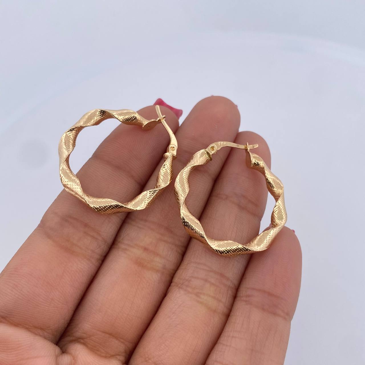 Hoop Earrings Snake 2.75gr / 2.8cm / Twisted 18K Yellow Gold $