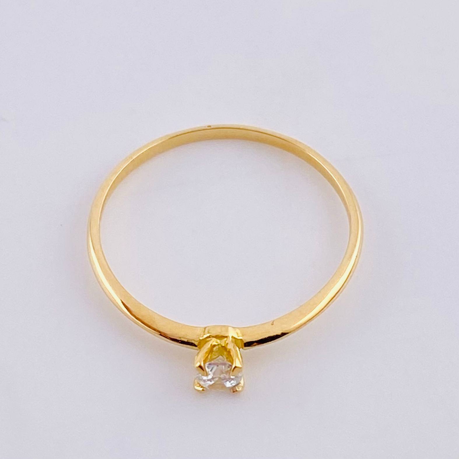 Anillo Solitario 0.9g / T6 1/4 Oro Amarillo 18K