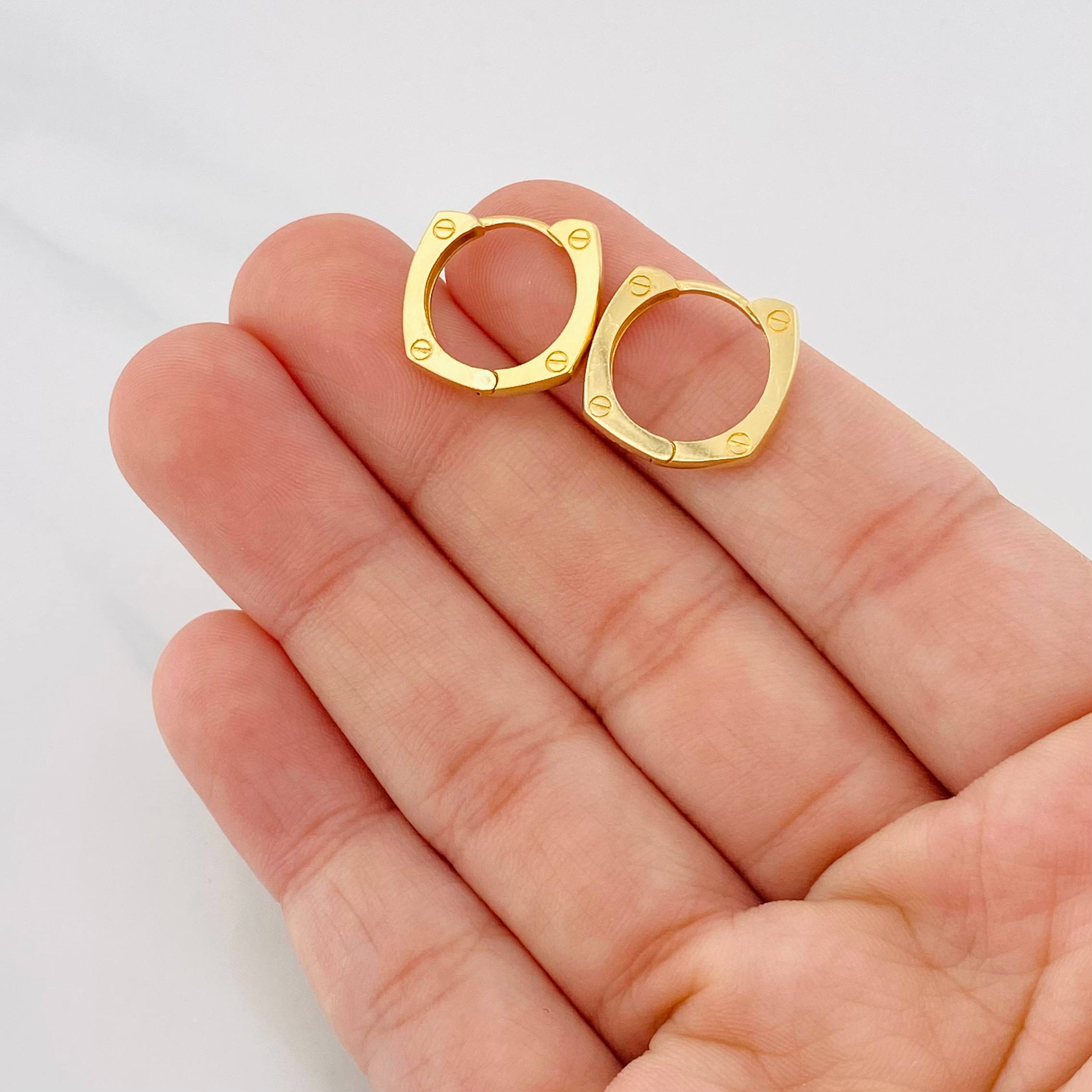 Hoop Earrings Screw 3.4g / 1/2 in 18K Yellow Gold