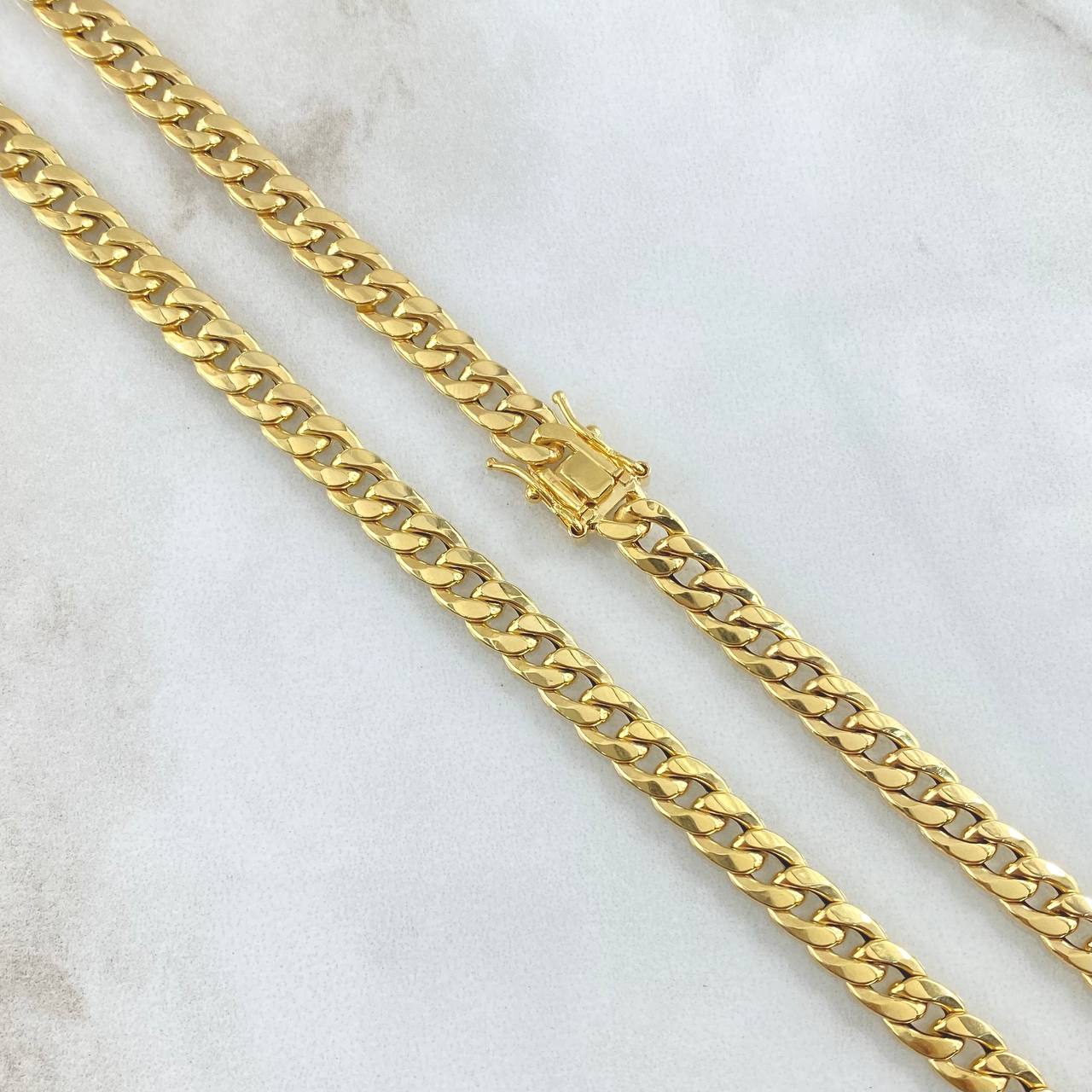 Cuban Links 12.5gr / 60cm / 5.6mm Lobster Claw Yellow Gold Box +0 18K ©